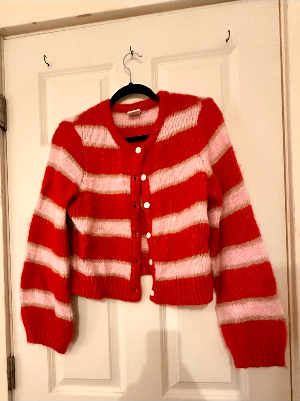 Cropped Striped Button-Front Women's Cardigan in Red and Pink